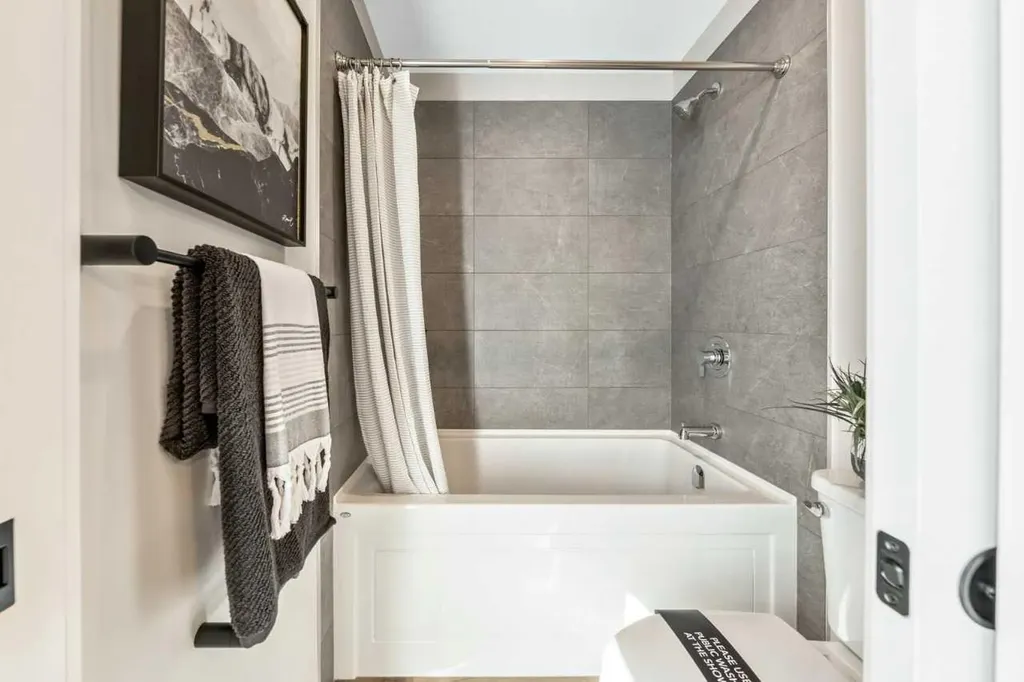 146 Osprey Hill Way SW Calgary AB T3B6S3
