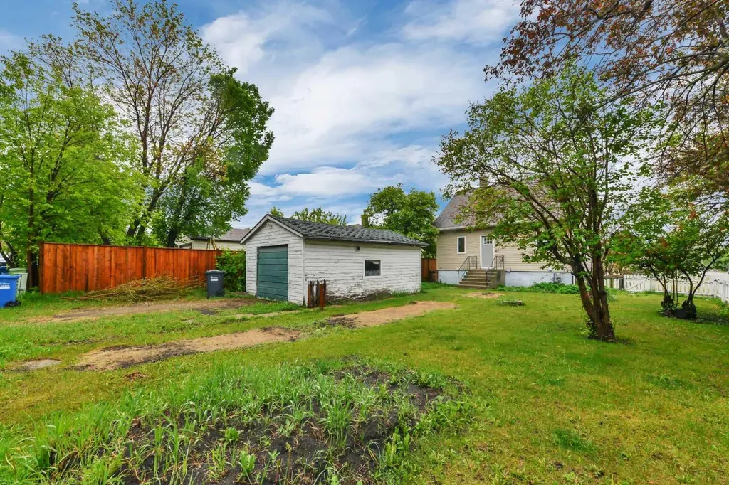 4030 51a Street Red Deer AB T4N 2B3