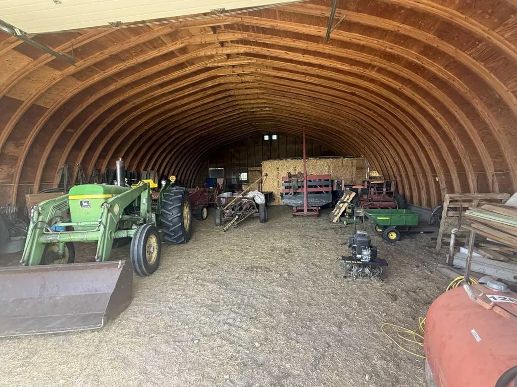 236 1 Avenue S Rural Special Areas No. 2 AB T0J 3P0