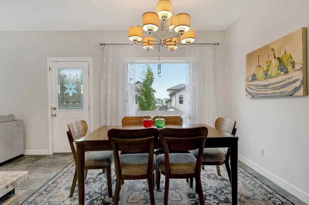 11513 71 Avenue Grande Prairie AB T8W 0E8