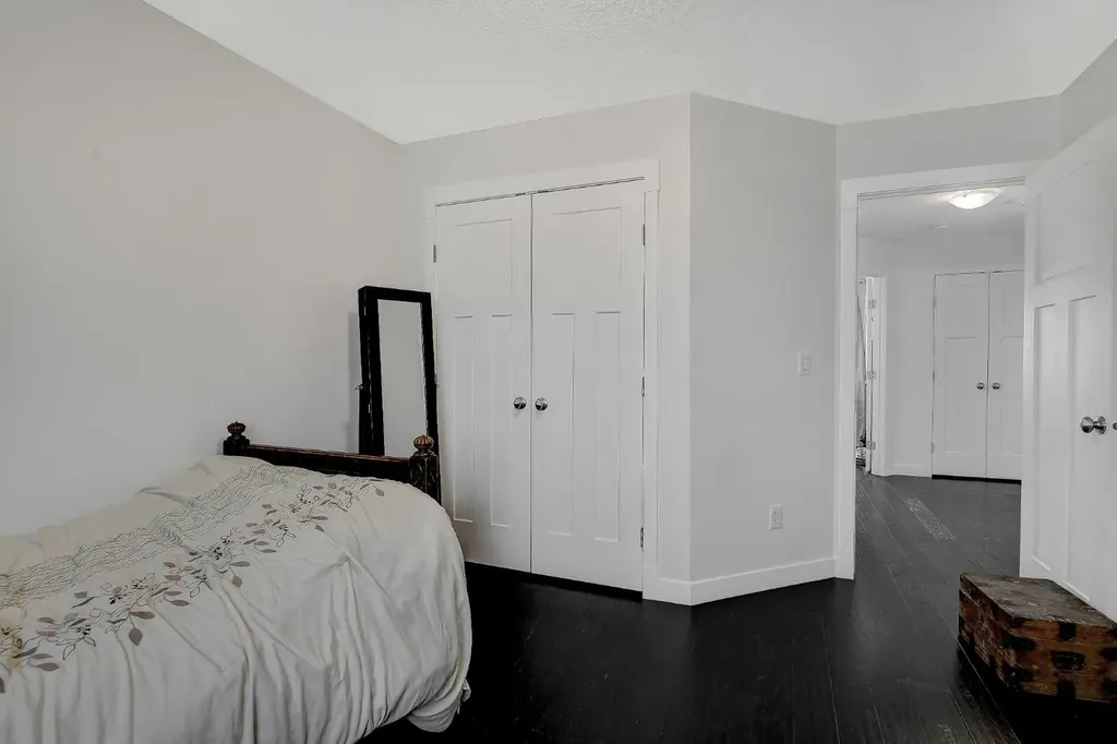 11513 71 Avenue Grande Prairie AB T8W 0E8