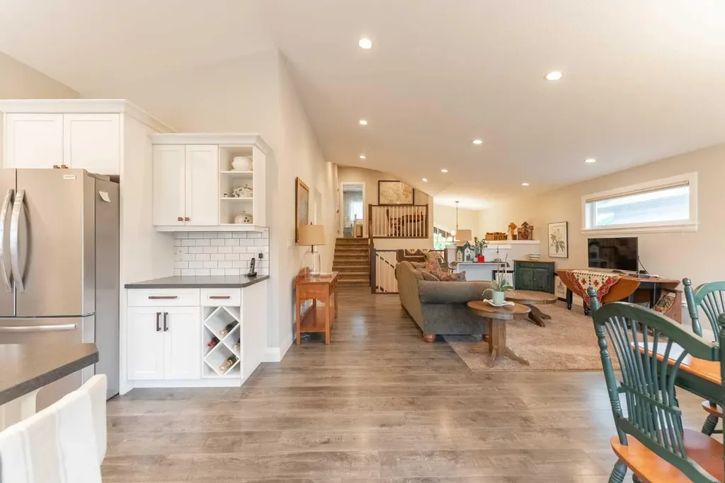 291 Tartan Circle W Lethbridge AB T1J 0Z1