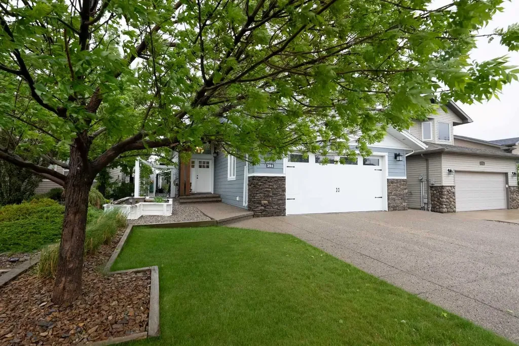 291 Tartan Circle W Lethbridge AB T1J 0Z1