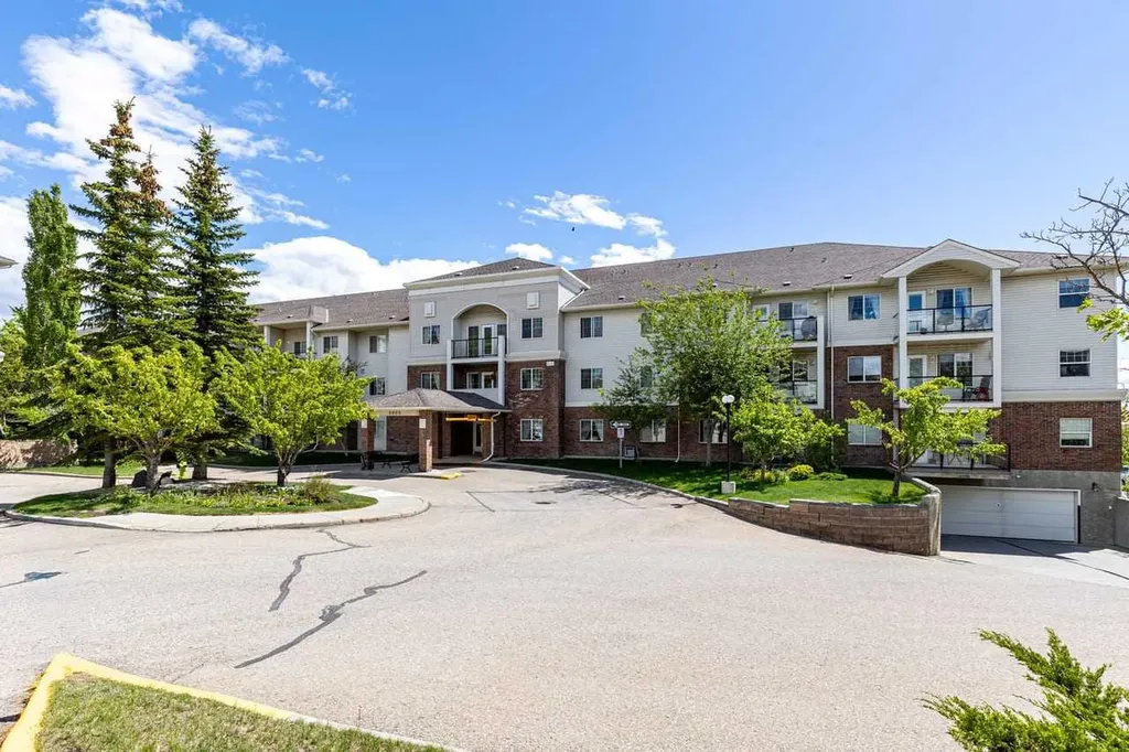 928 Arbour Lake Road NW Calgary AB T3G 5T2