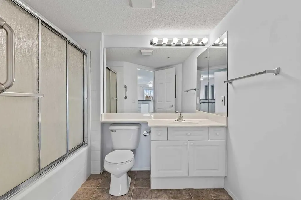 928 Arbour Lake Road NW Calgary AB T3G 5T2