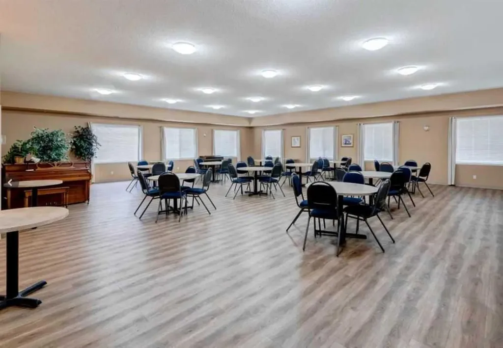 928 Arbour Lake Road NW Calgary AB T3G 5T2