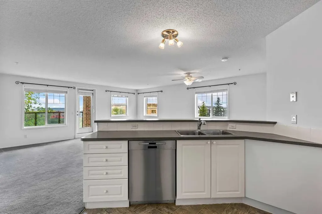 928 Arbour Lake Road NW Calgary AB T3G 5T2
