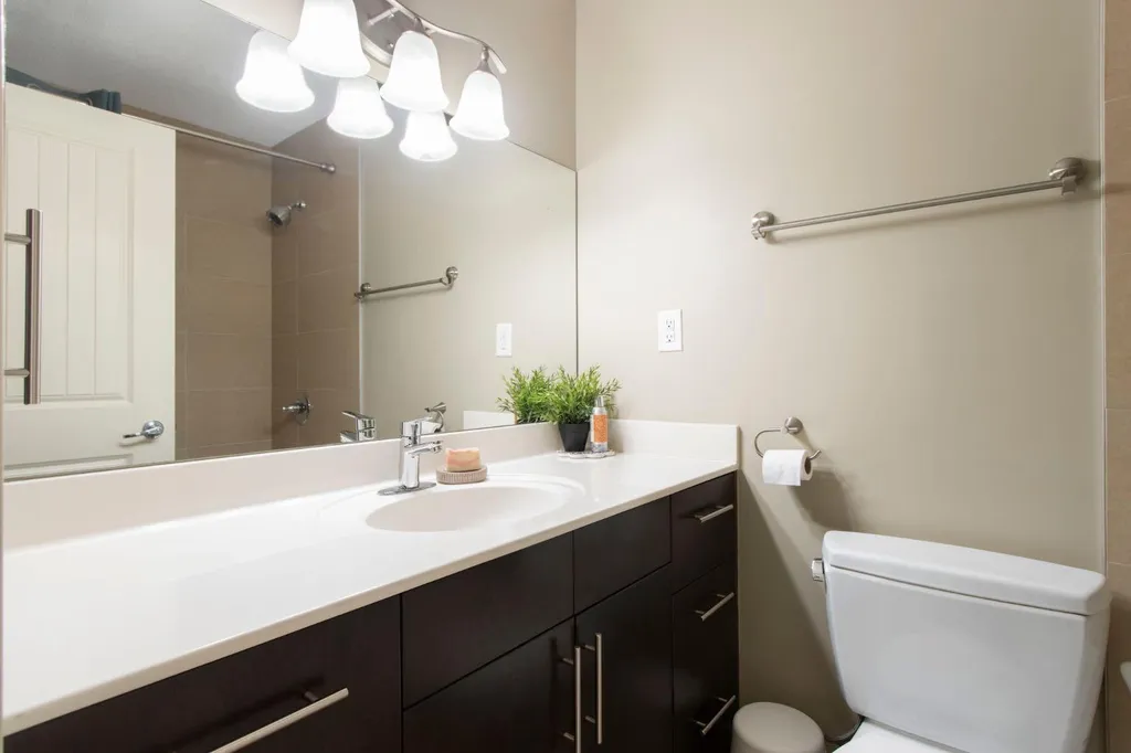 10504 Spadina Drive SW Calgary AB T2W 0T4