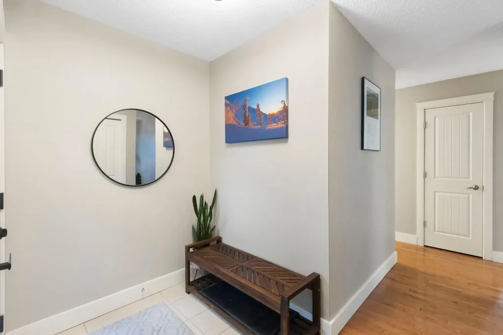 10504 Spadina Drive SW Calgary AB T2W 0T4