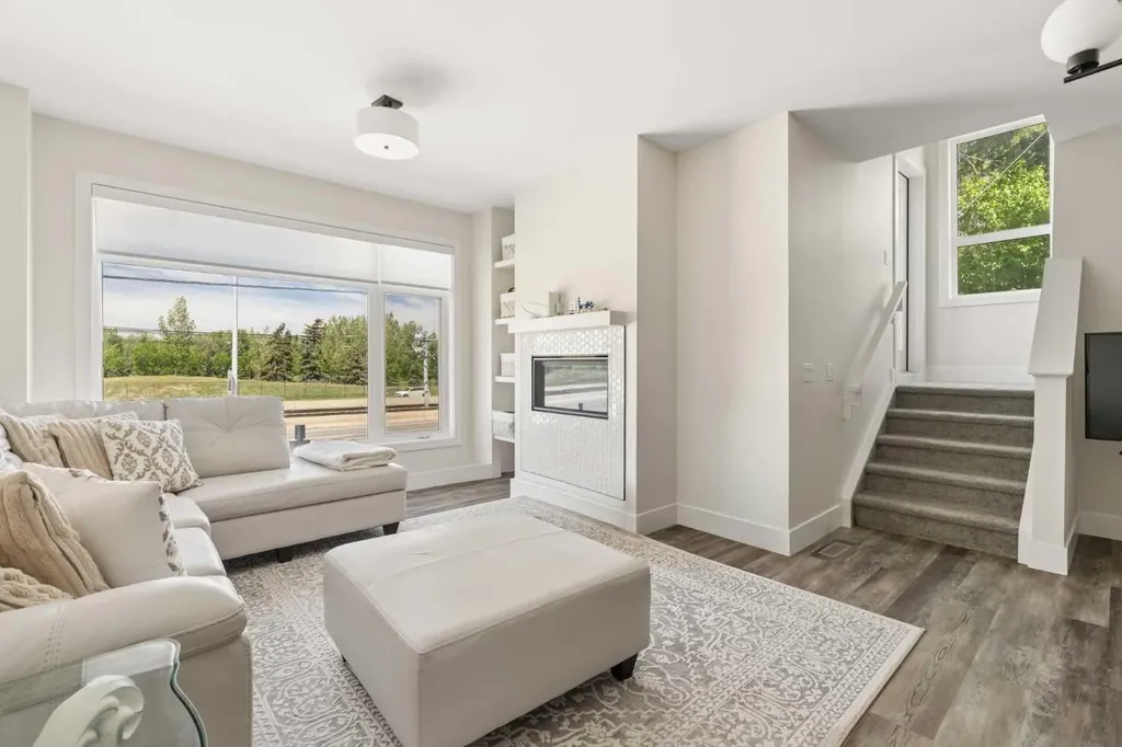 2851 12 Avenue SW Calgary AB T3C 3Y7