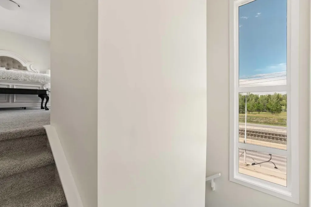 2851 12 Avenue SW Calgary AB T3C 3Y7