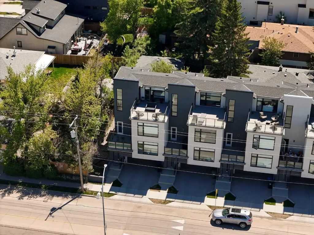 2851 12 Avenue SW Calgary AB T3C 3Y7