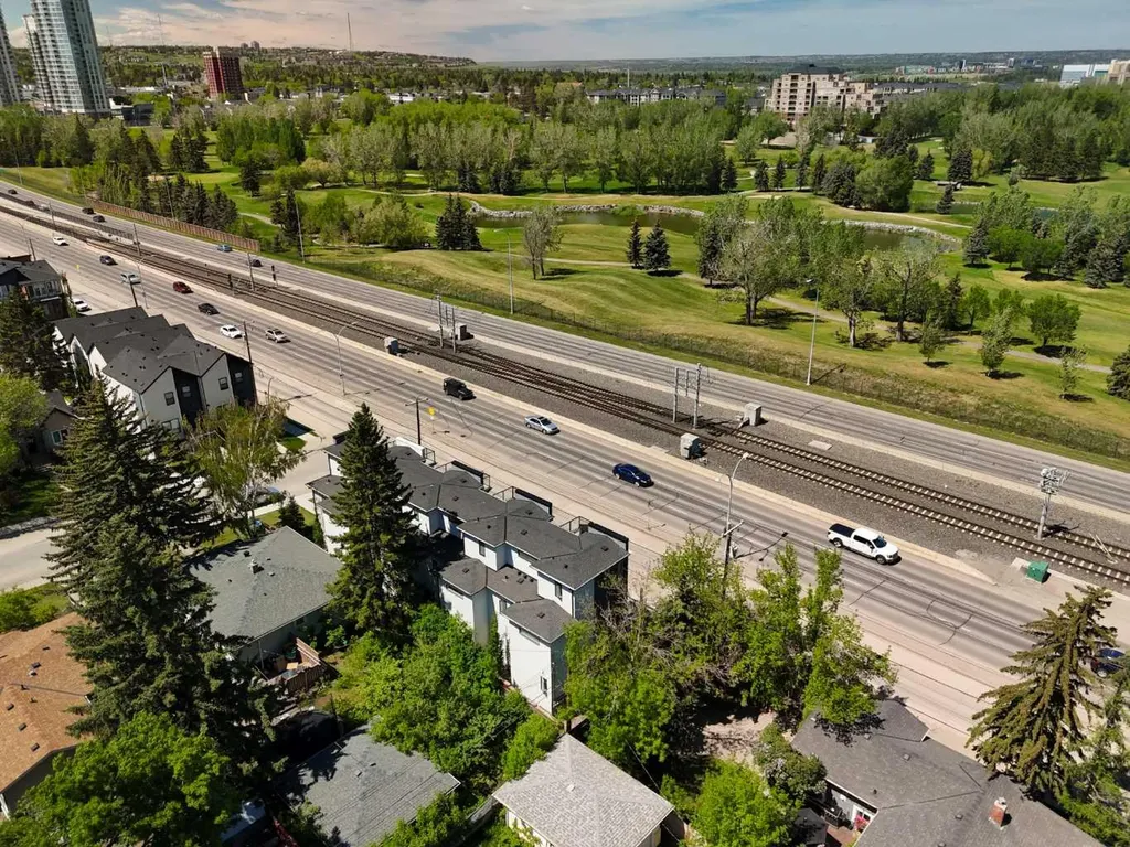 2851 12 Avenue SW Calgary AB T3C 3Y7