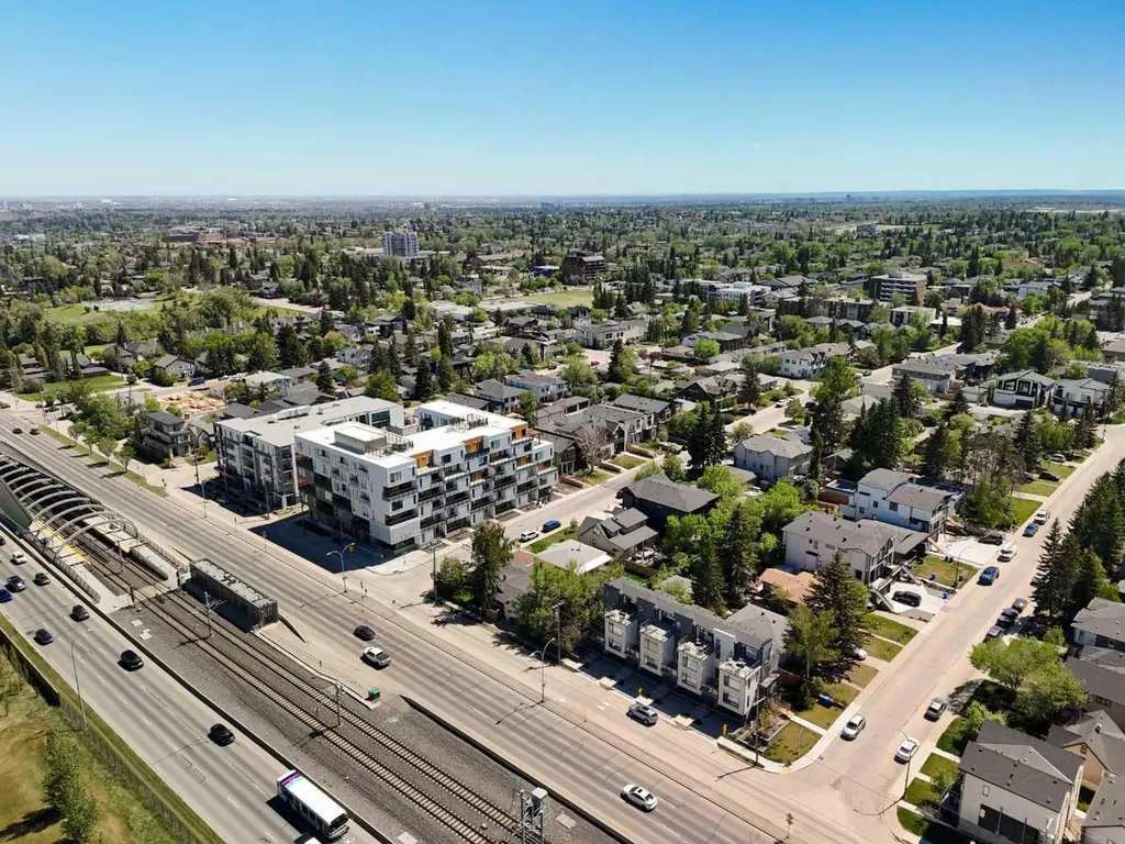2851 12 Avenue SW Calgary AB T3C 3Y7