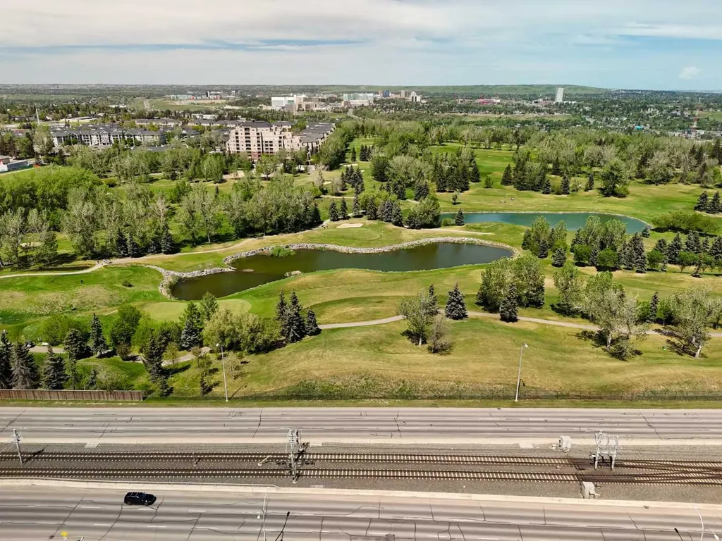 2851 12 Avenue SW Calgary AB T3C 3Y7