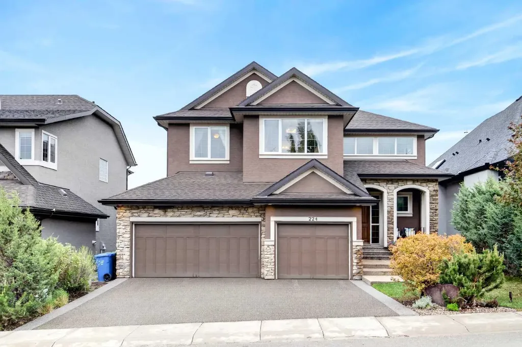 224 Springbluff Heights SW Calgary AB T3H 5B8