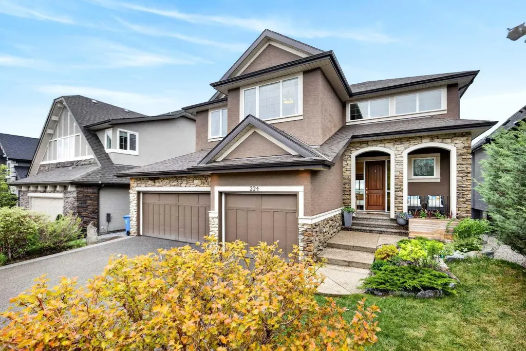 224 Springbluff Heights SW Calgary AB T3H 5B8