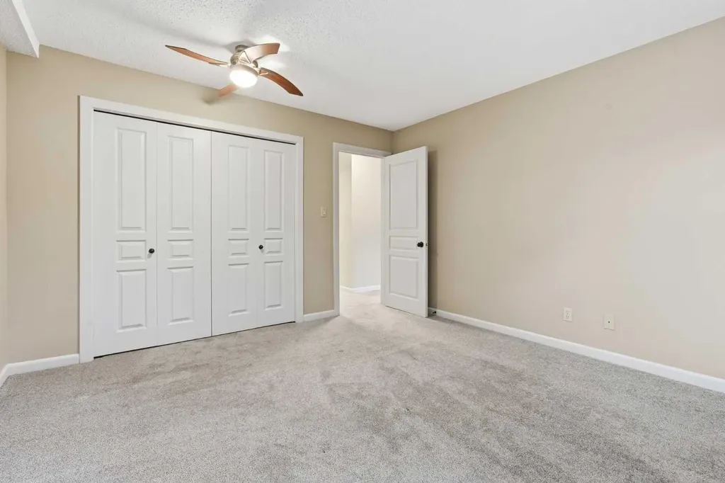 6400 Coach Hill Road SW Calgary AB T3H 1l6