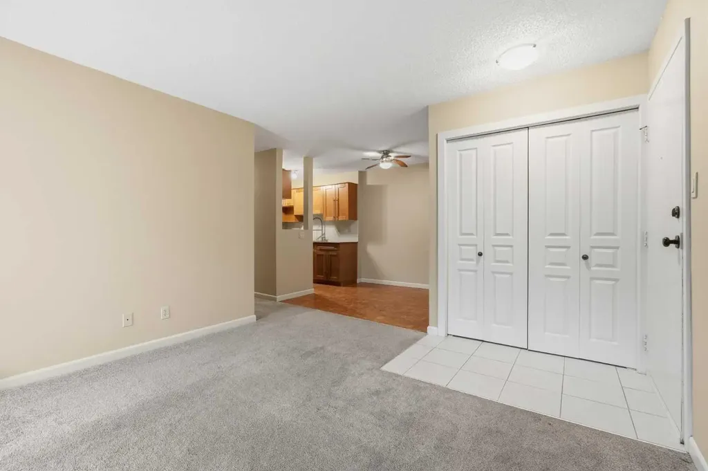 6400 Coach Hill Road SW Calgary AB T3H 1l6