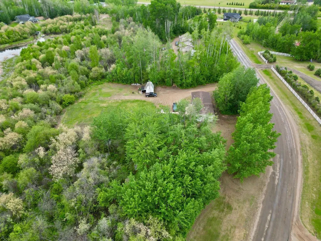 9701 95 Street La Crete AB T0H2H0