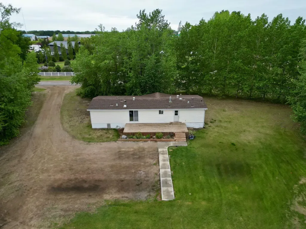 9701 95 Street La Crete AB T0H2H0