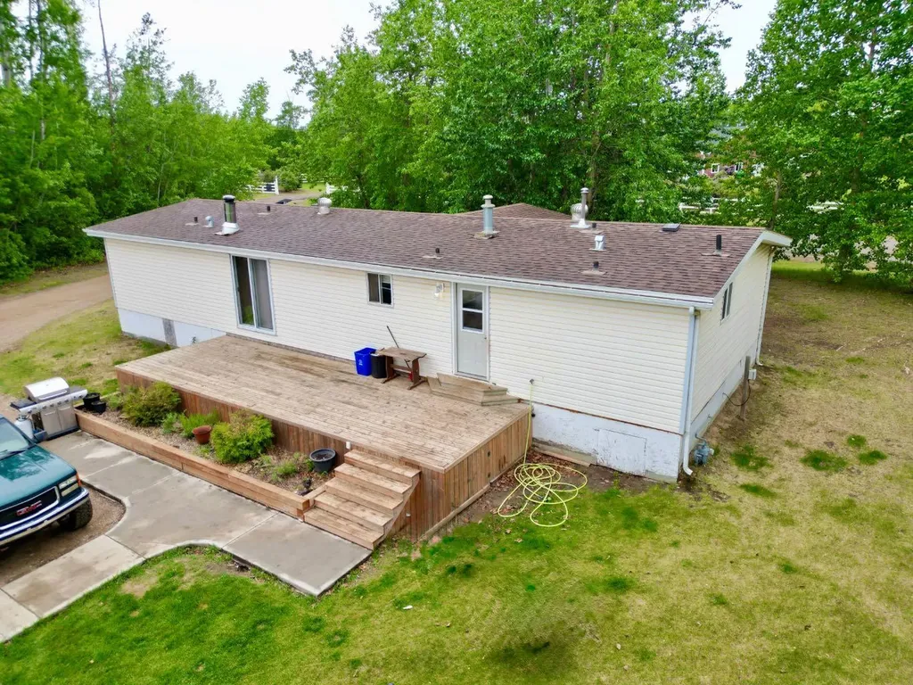 9701 95 Street La Crete AB T0H2H0