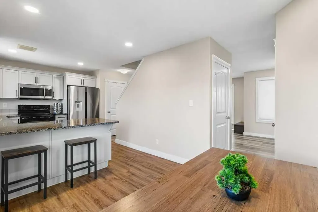 87 Almond Crescent Blackfalds AB T4M 0J5