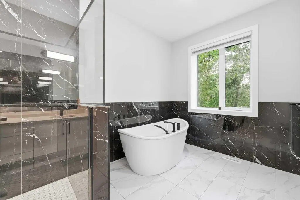 105 Rockhaven Green NW Calgary AB T3G 0C5