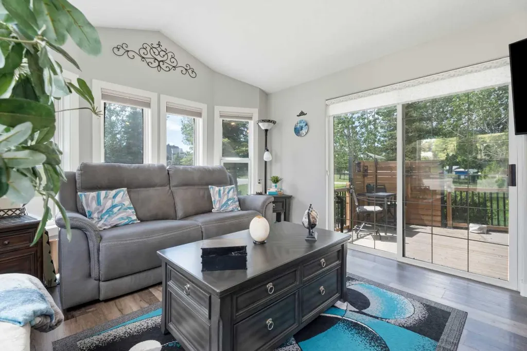 370165 79 Street E Rural Foothills County AB T0L 0A0