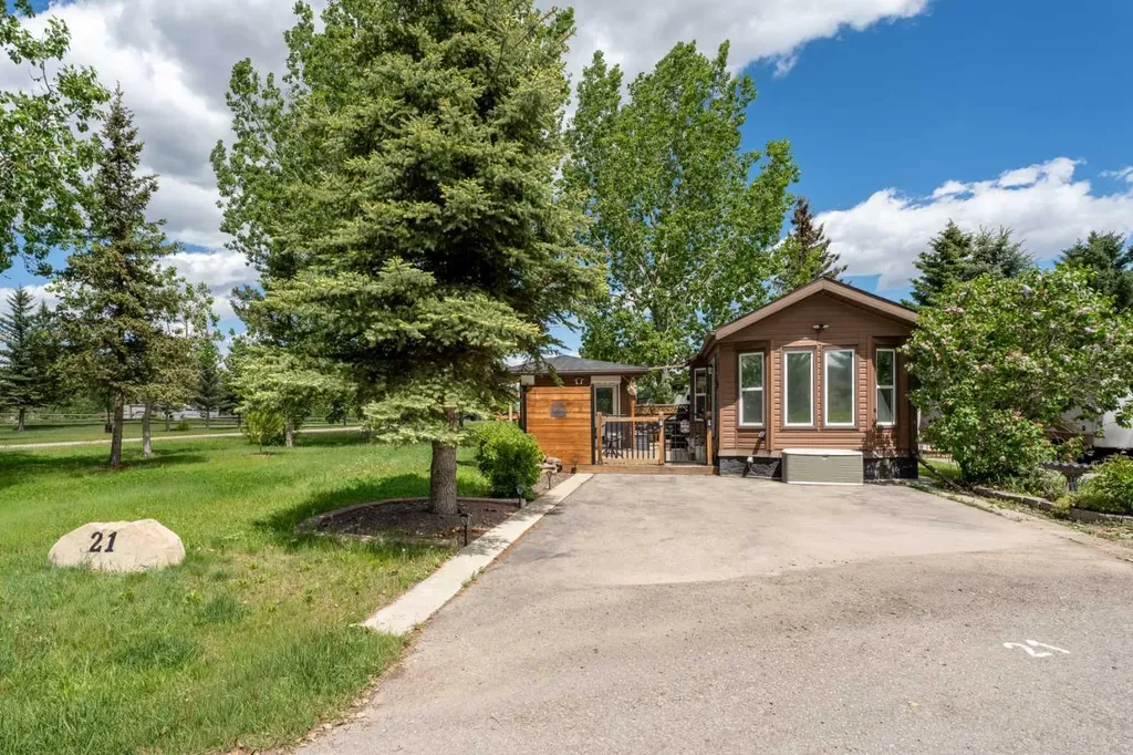 370165 79 Street E Rural Foothills County AB T0L 0A0
