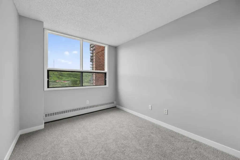 145 Point Drive NW Calgary AB T3B4W1