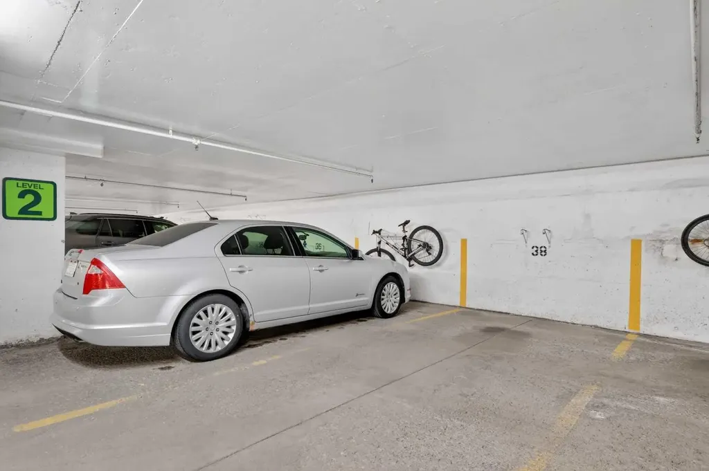 145 Point Drive NW Calgary AB T3B4W1