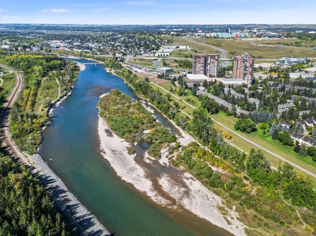 145 Point Drive NW Calgary AB T3B4W1