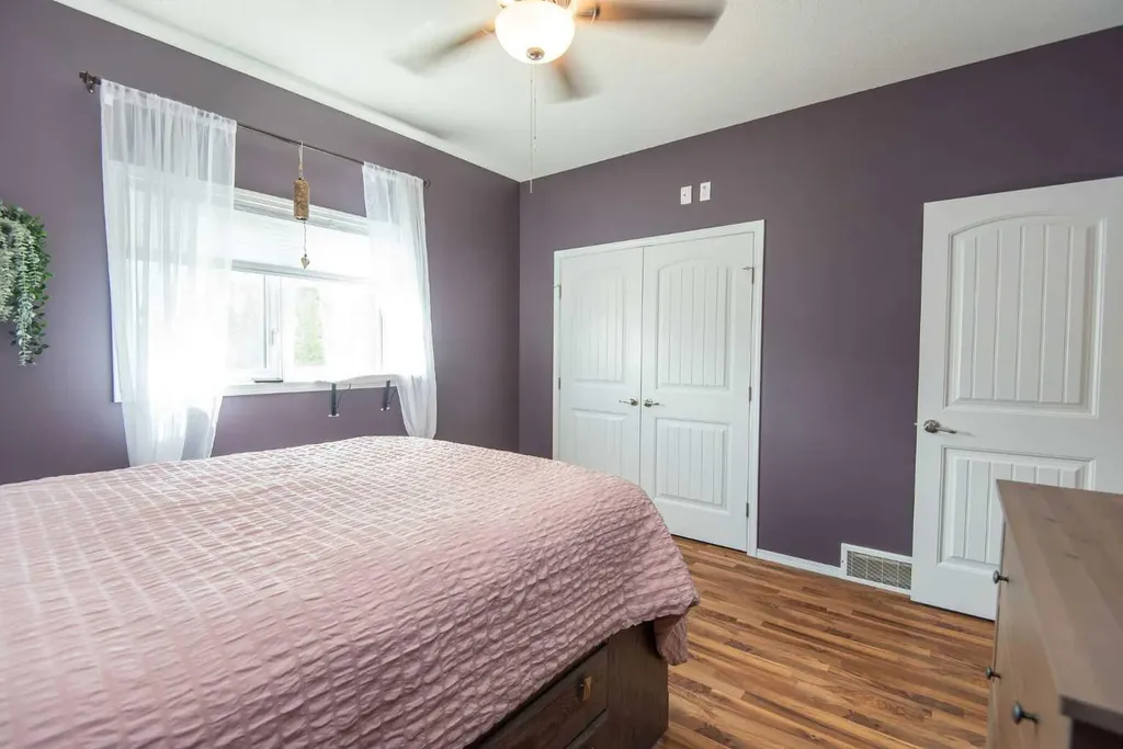 6 Castella Crescent Red Deer AB T4P 0L4