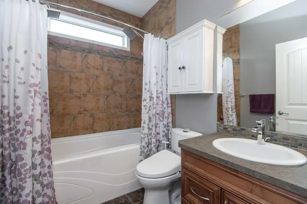 6 Castella Crescent Red Deer AB T4P 0L4