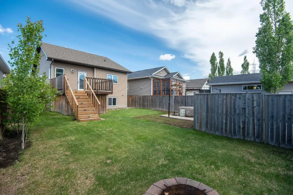 6 Castella Crescent Red Deer AB T4P 0L4