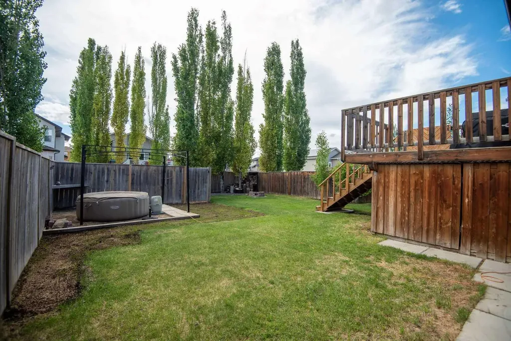 6 Castella Crescent Red Deer AB T4P 0L4