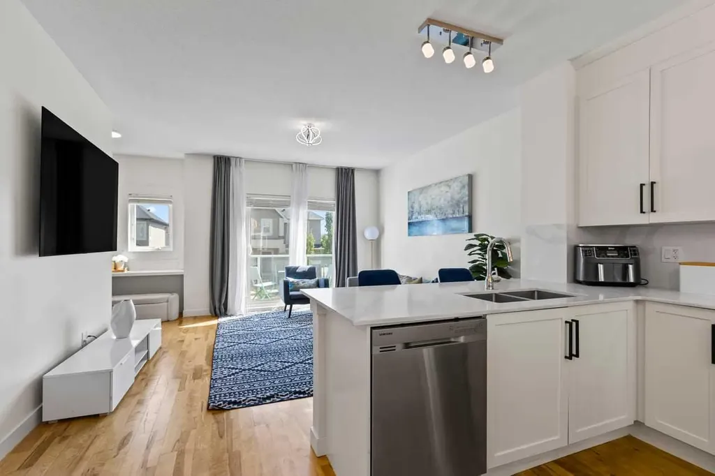 11 Skyview Point Heath NE Calgary AB T3N 0L7