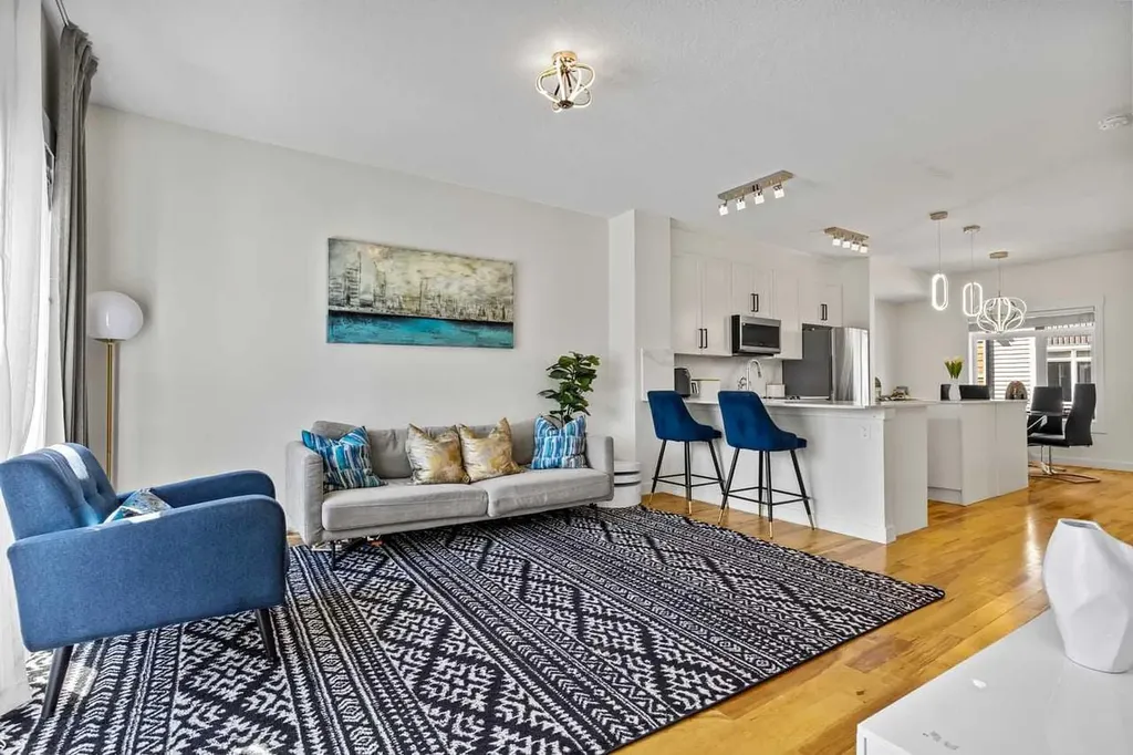 11 Skyview Point Heath NE Calgary AB T3N 0L7