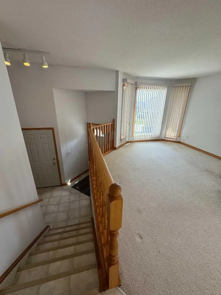 22 Julia Place Didsbury AB T0M 0W0