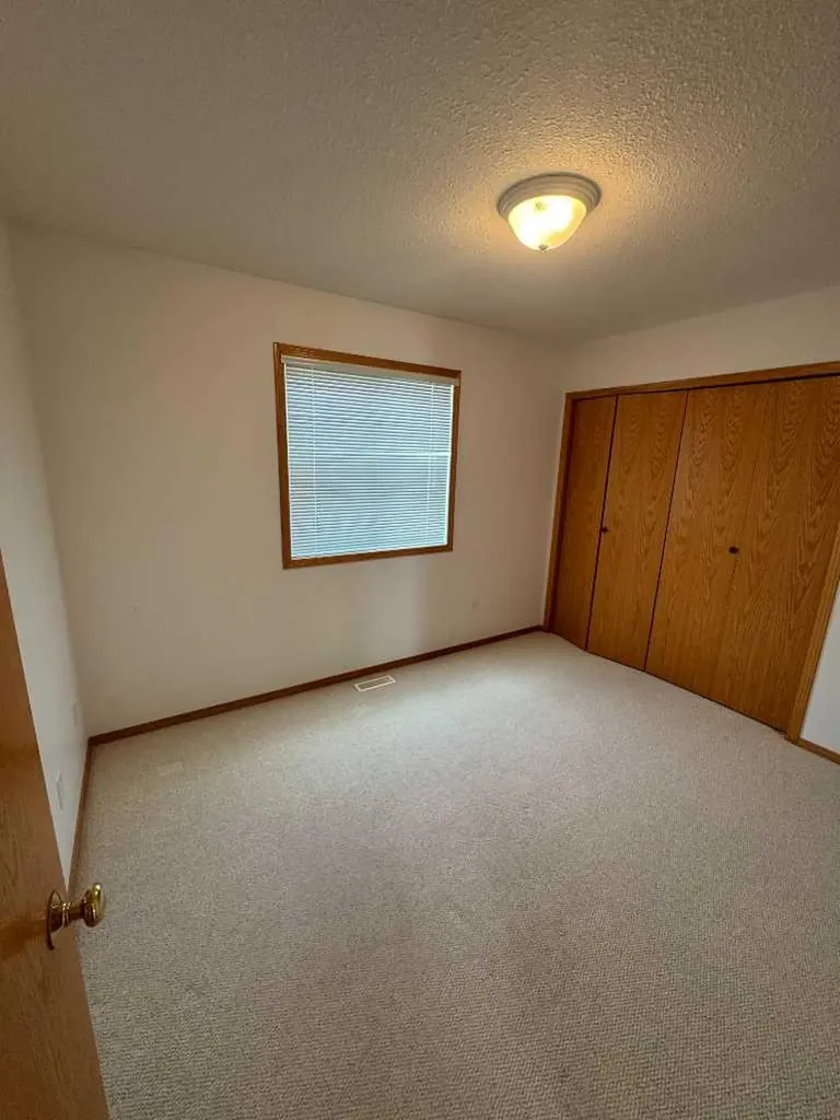 22 Julia Place Didsbury AB T0M 0W0