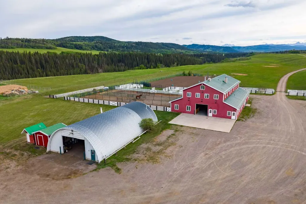 224253 434 Avenue West Rural Foothills County AB T0L2A0