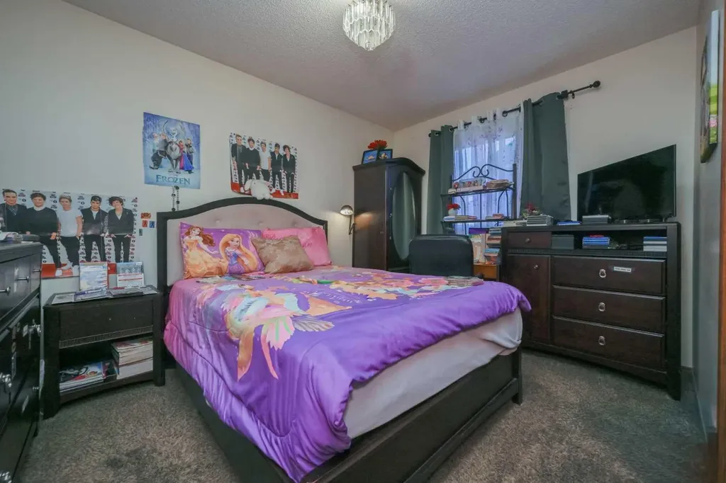 12017 95b Street Grande Prairie AB T8V 6X7