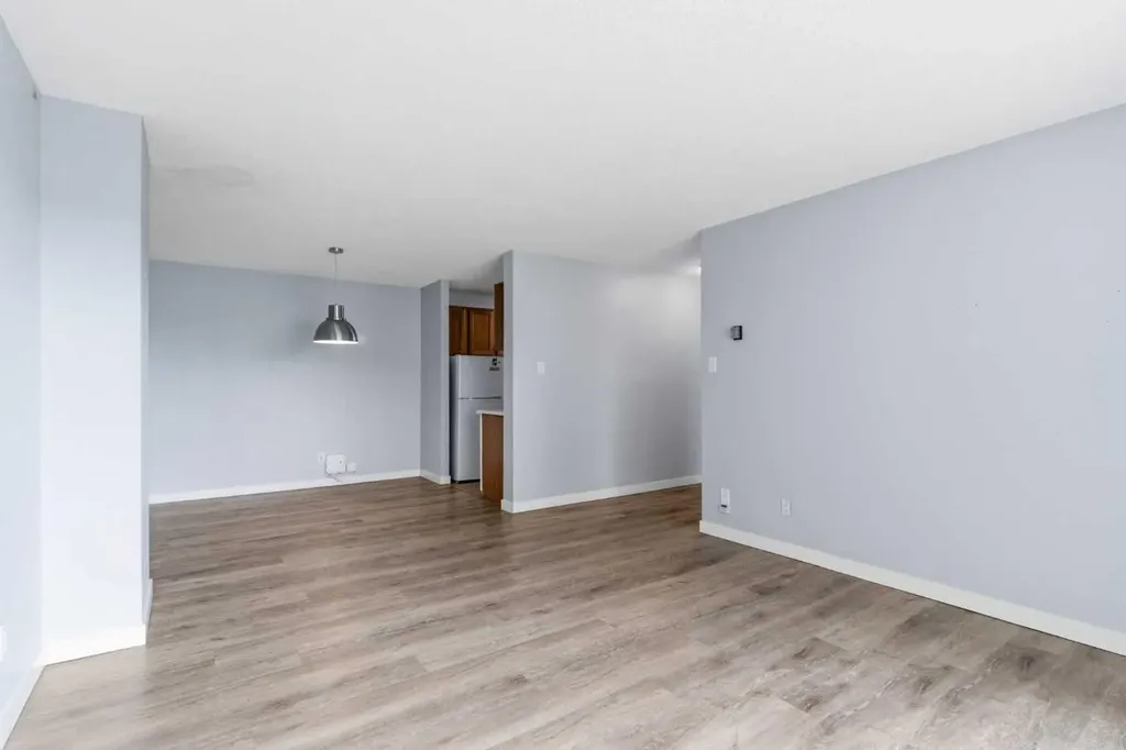 924 14 Avenue SW Calgary AB T2R 0N7