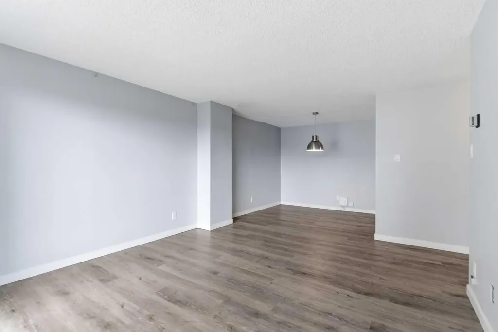 924 14 Avenue SW Calgary AB T2R 0N7