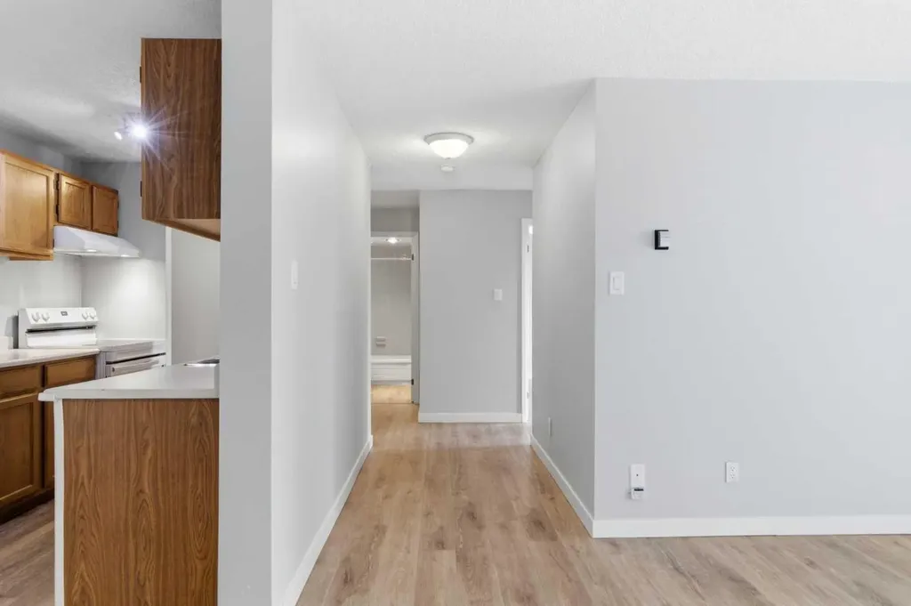 924 14 Avenue SW Calgary AB T2R 0N7