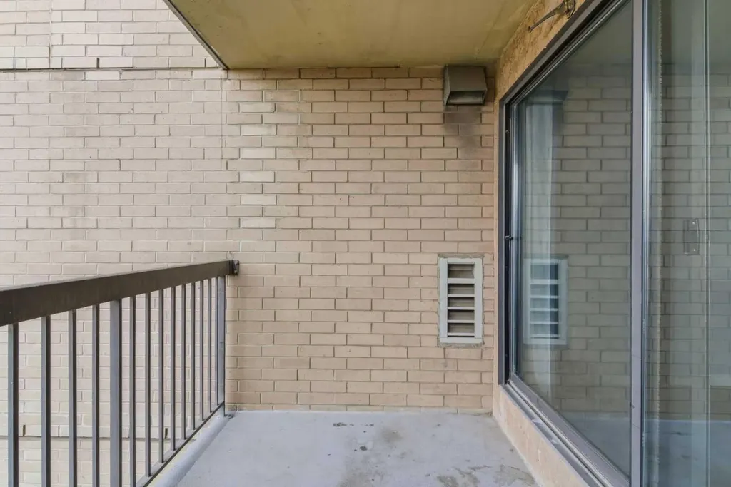 924 14 Avenue SW Calgary AB T2R 0N7