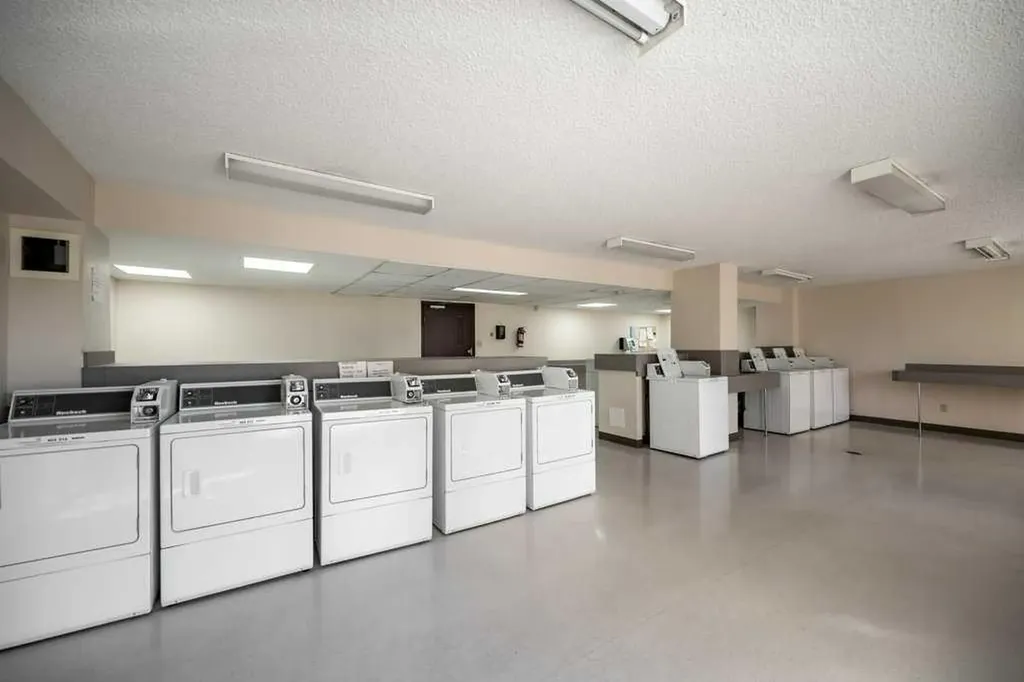 924 14 Avenue SW Calgary AB T2R 0N7