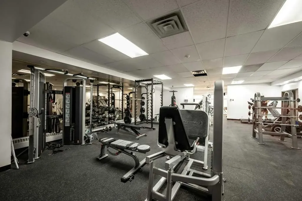 924 14 Avenue SW Calgary AB T2R 0N7