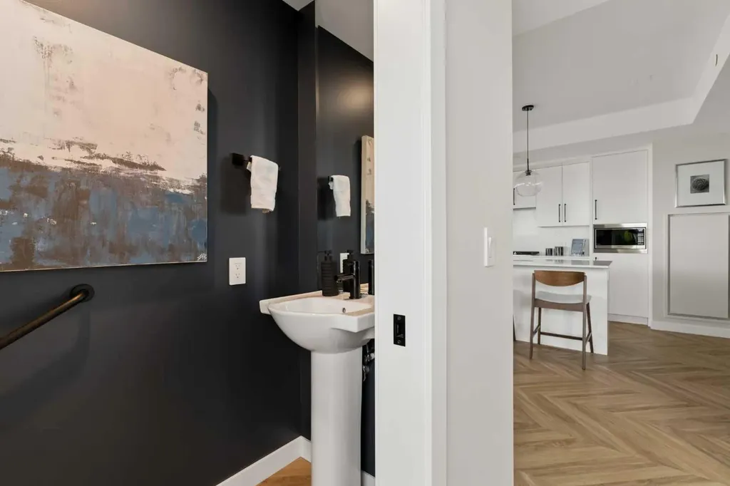 8505 Broadcast Avenue SW Calgary AB T3H 6B5